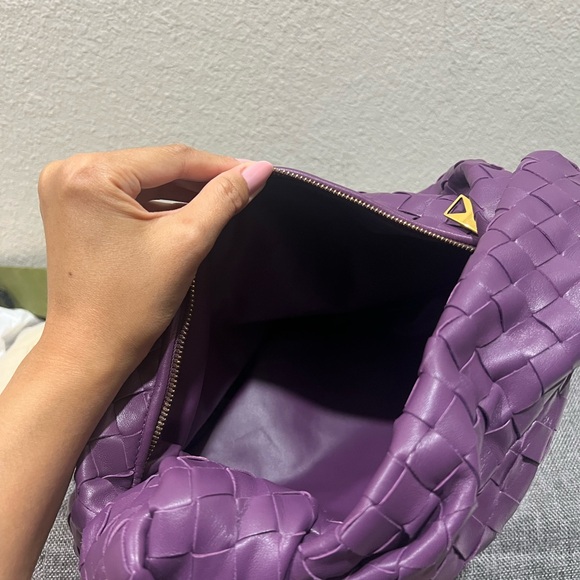 Bottega Veneta Purple Intrecciato Small Jodie Leather Hobo Bag - Picture 7 of 8